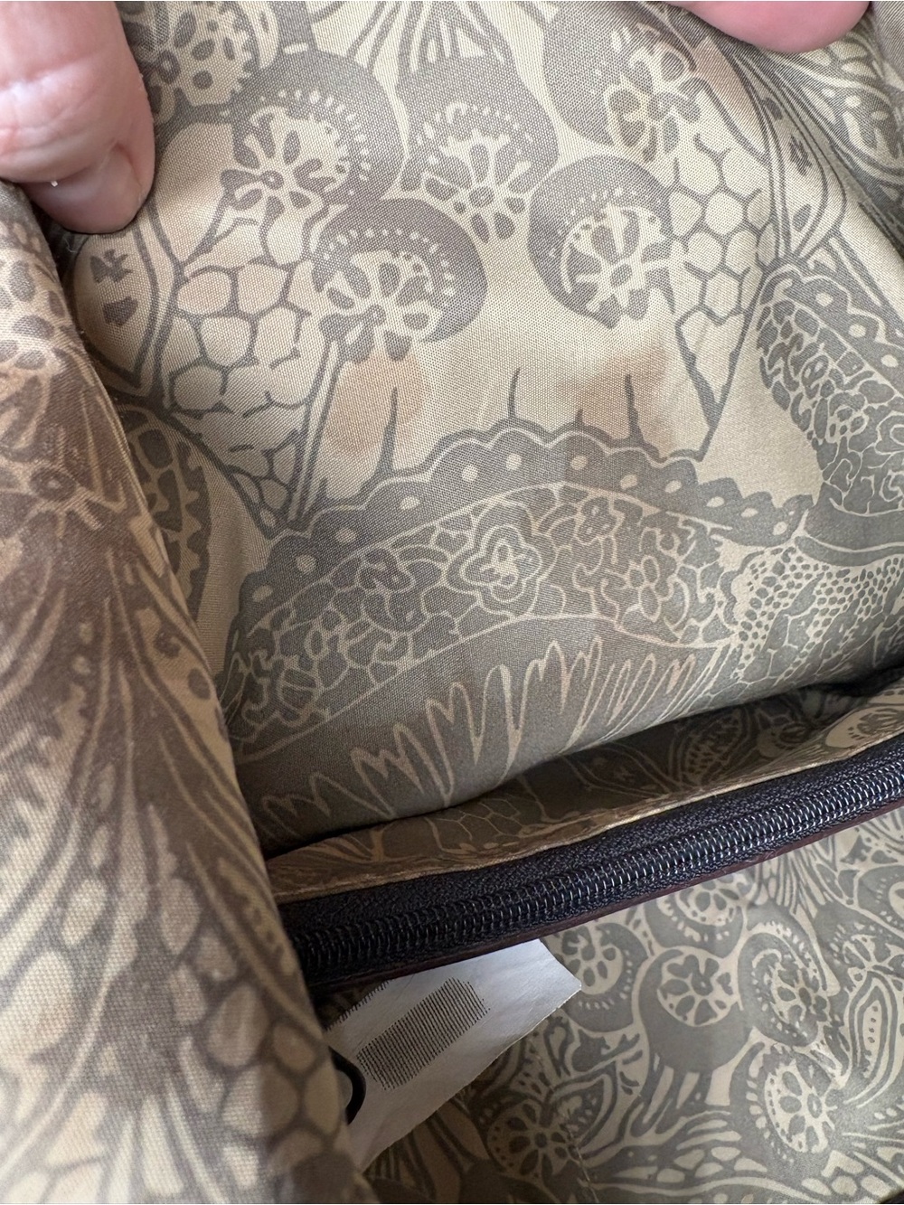 Tignanello Black Shoulder Bag- Multi-Pocket Shoulder Bag - Picture 9 of 15